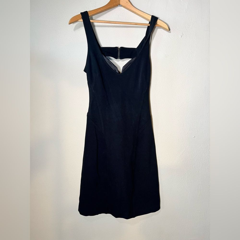 Boston Proper Sz 2 Back cut outs Dress Falls just above the knees